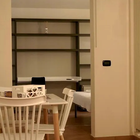 Blu And Apartment Bari